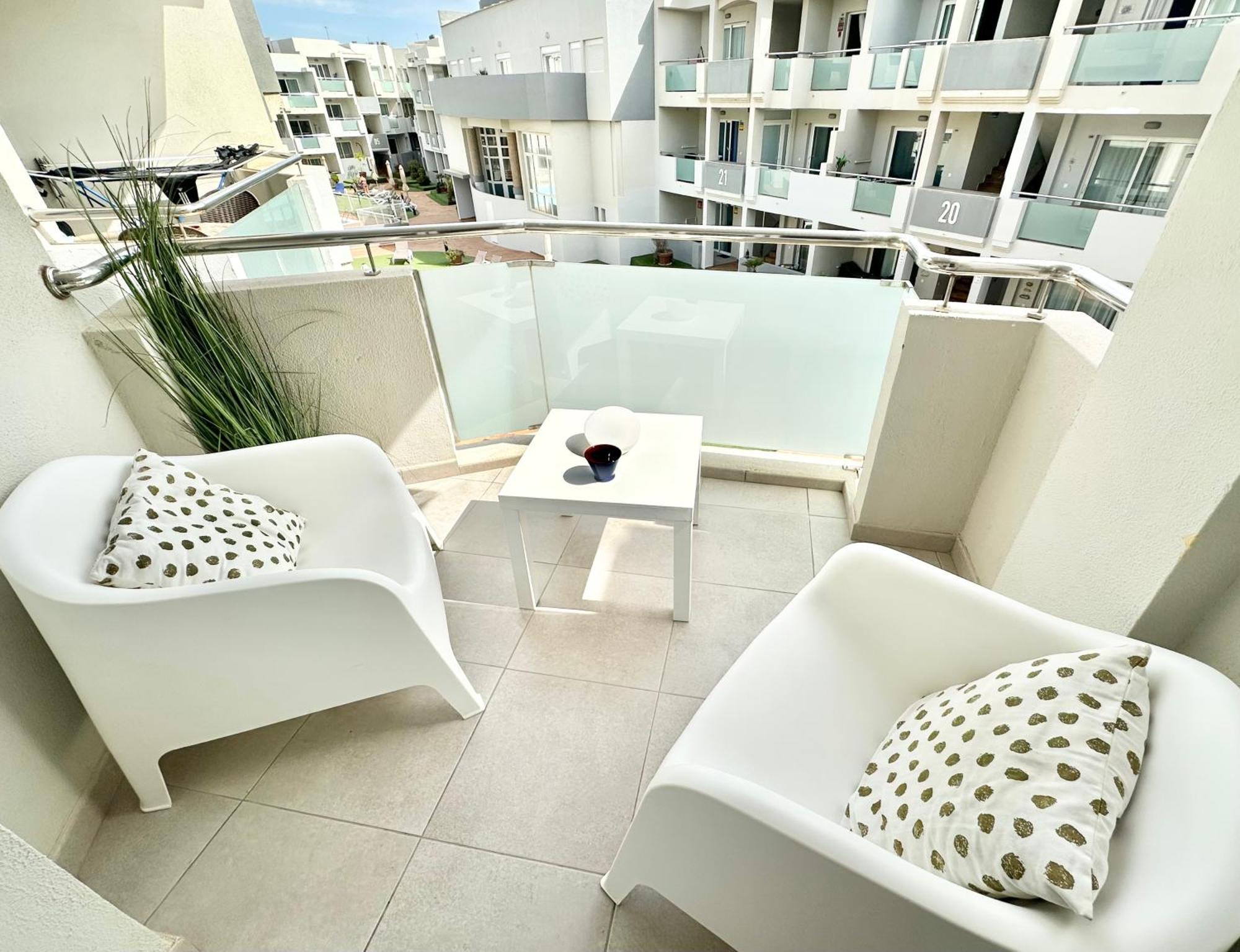 Candy Pop - Pool, 2 Terraces,Desk And High Speed Internet Corralejo Buitenkant foto
