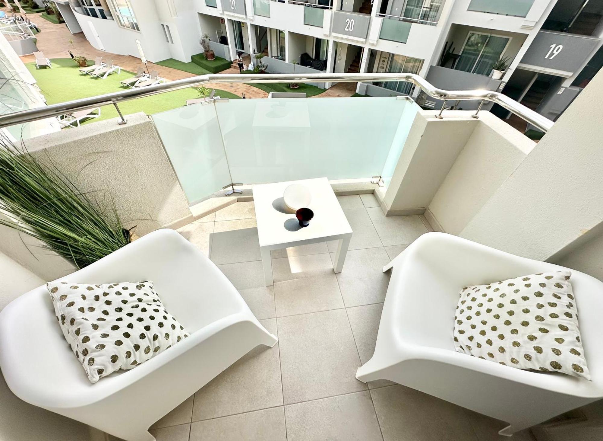 Candy Pop - Pool, 2 Terraces,Desk And High Speed Internet Corralejo Buitenkant foto